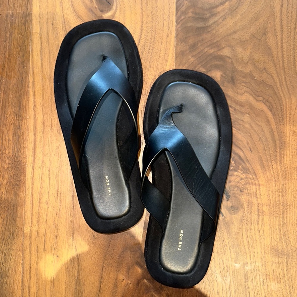 The Row Ginza Platform Thong Sandals / Black Lamb Leather & Suede 38